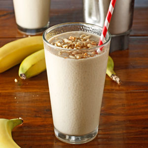 Healthy Grab and Go Breakfasts - Peanut butter banana smoothie